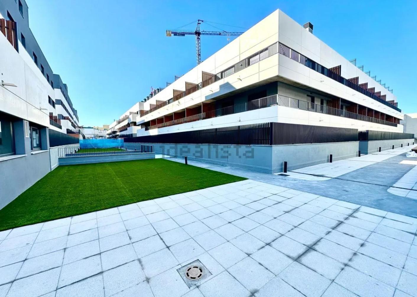 Estudios Homer Y Disney Con Piscina Climatizada, Piscina Exterior,Gimnasio, Coworking, Padel,Netflix Y Wifi Gratis San Sebastian de los Reyes Exterior photo