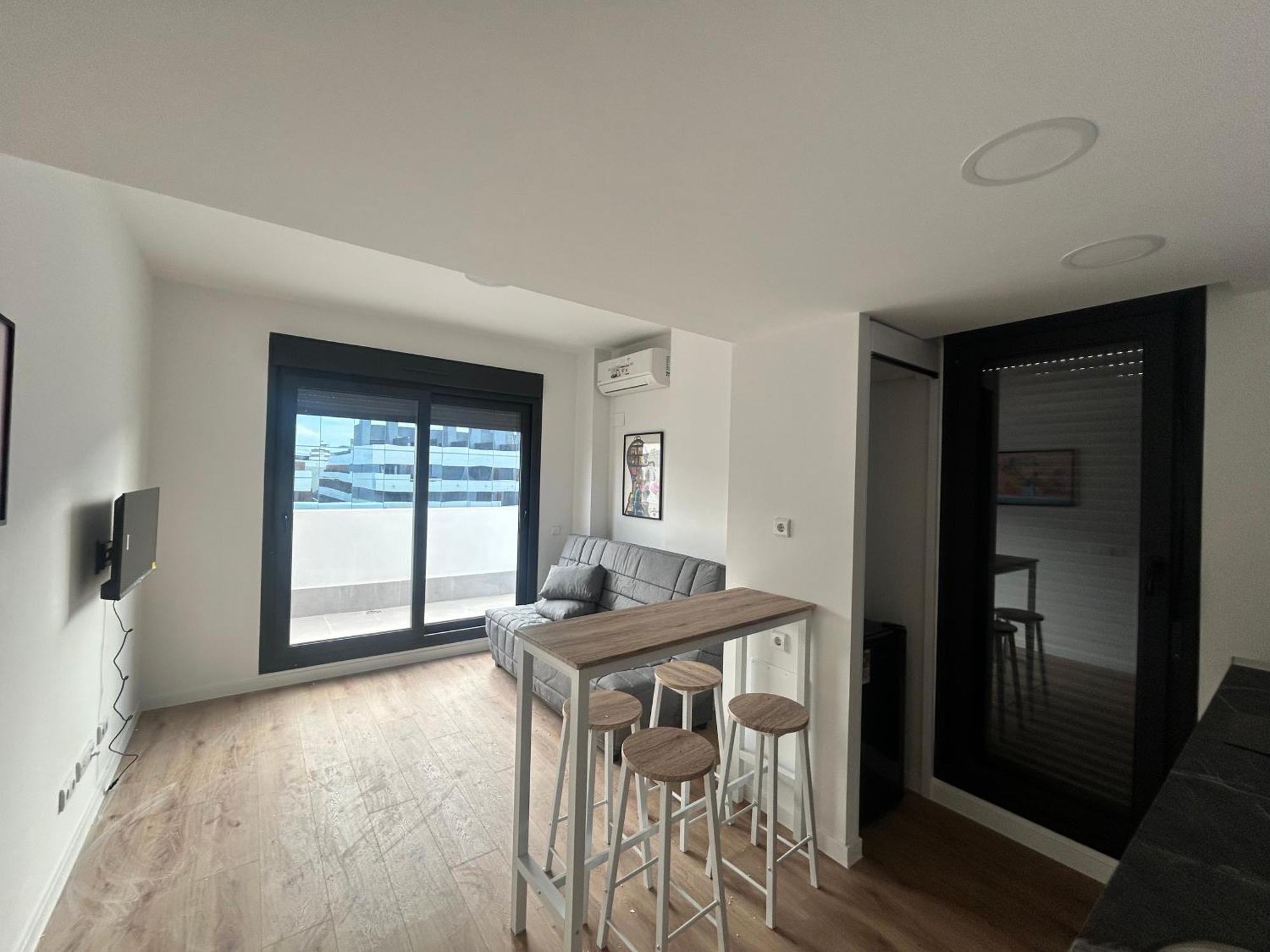 Estudios Homer Y Disney Con Piscina Climatizada, Piscina Exterior,Gimnasio, Coworking, Padel,Netflix Y Wifi Gratis San Sebastian de los Reyes Exterior photo